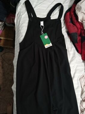 HALARA Black Waffle Knit Overalls